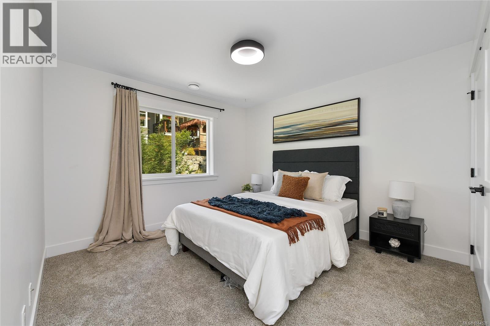 1122 Golden Spire Cres - 21