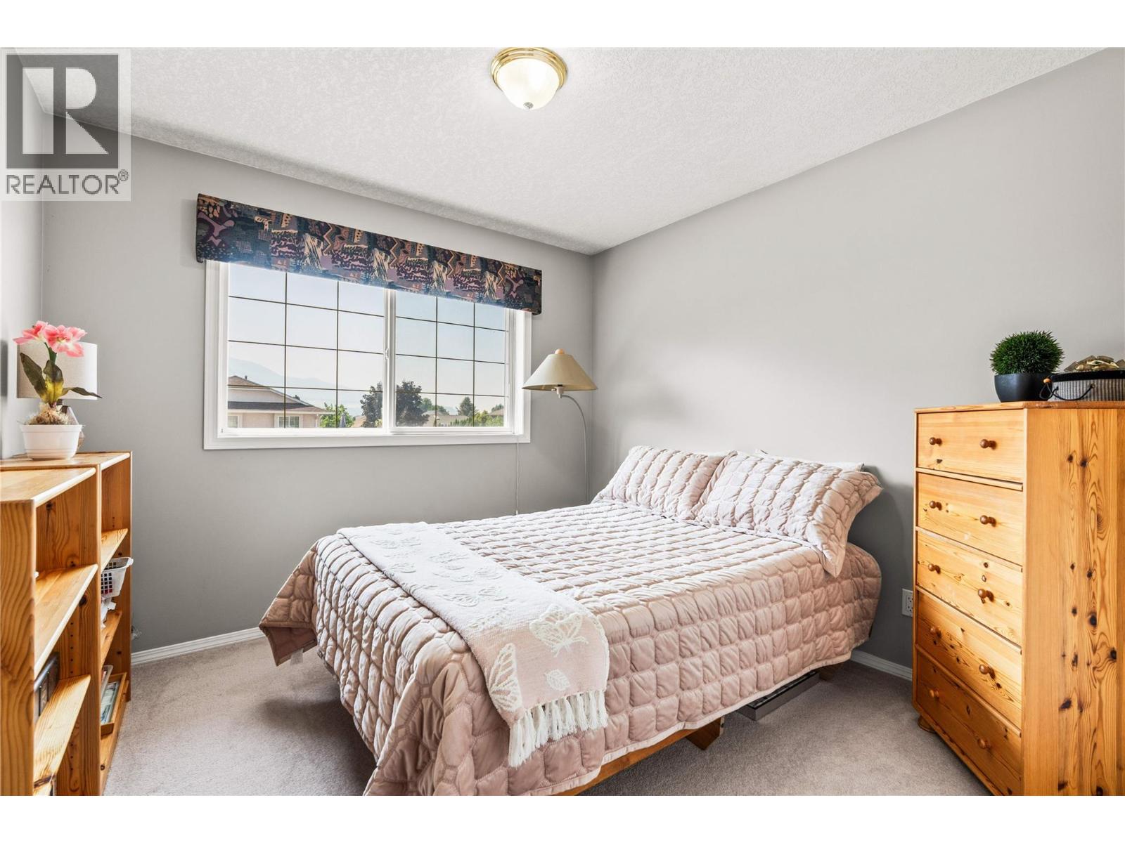 2302 Maundrell Avenue - 29