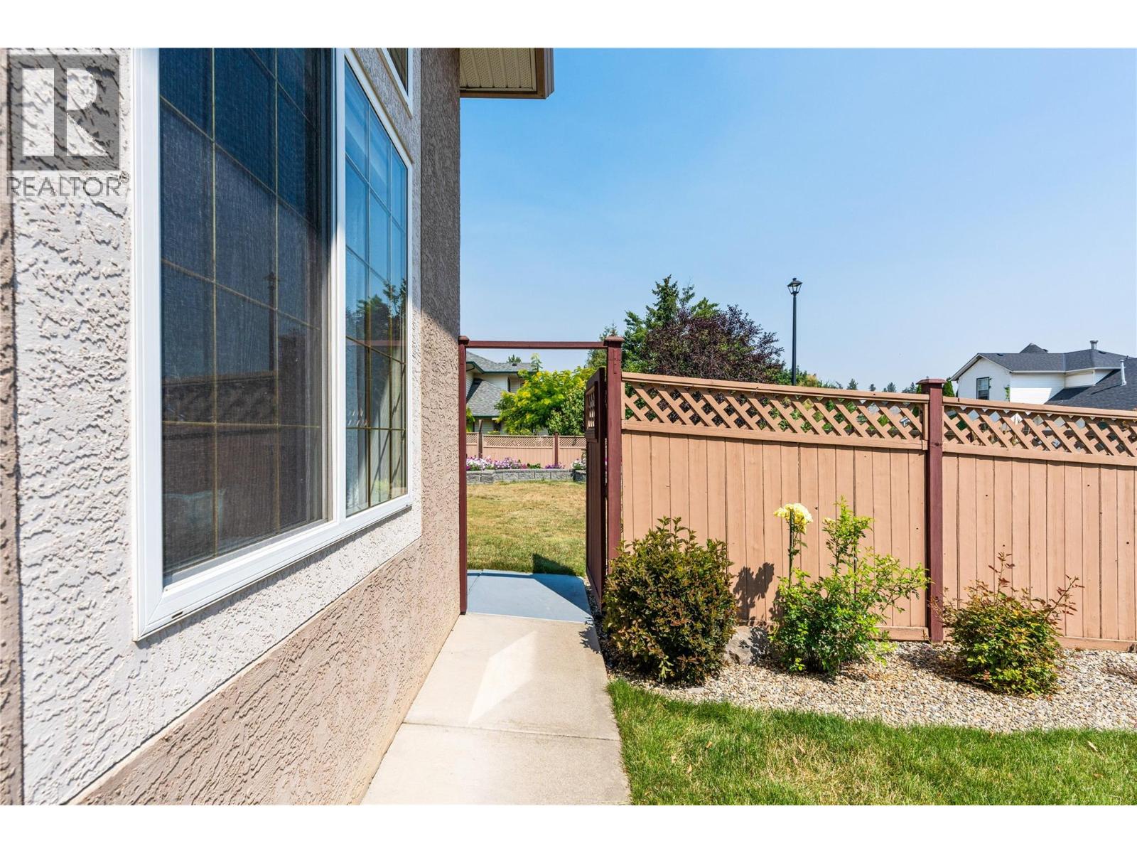2302 Maundrell Avenue - 41