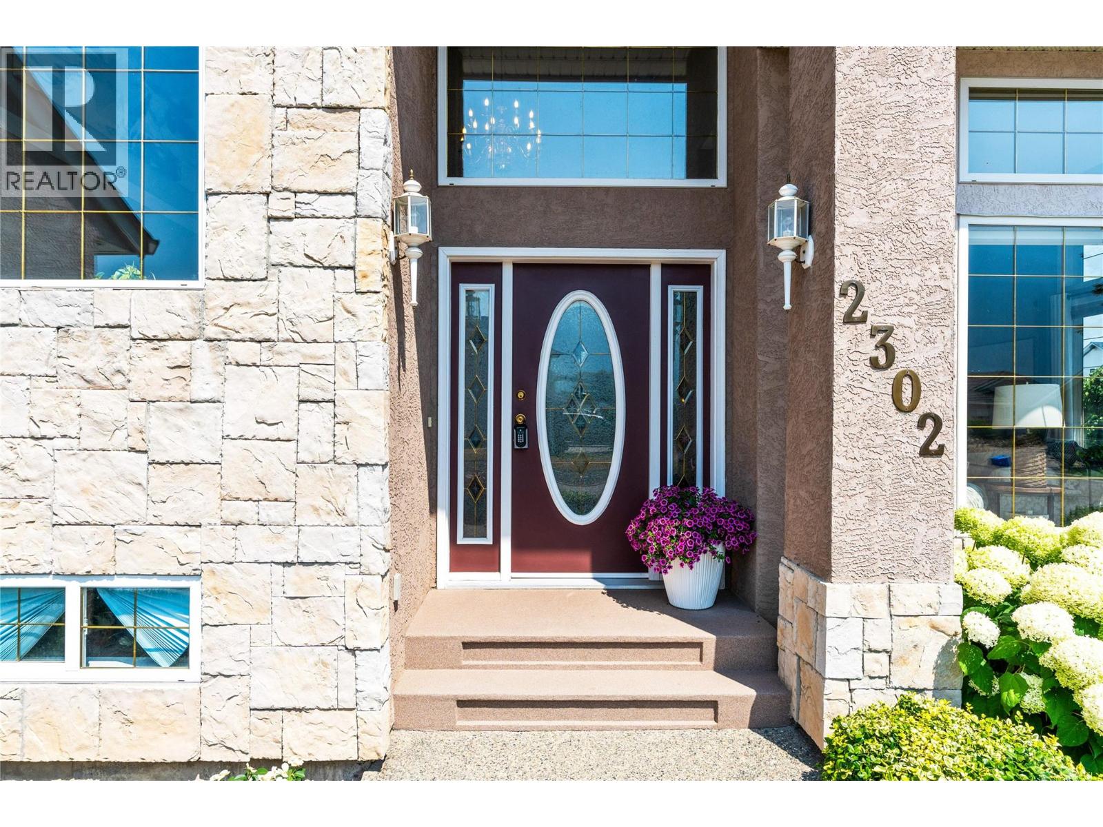 2302 Maundrell Avenue - 8