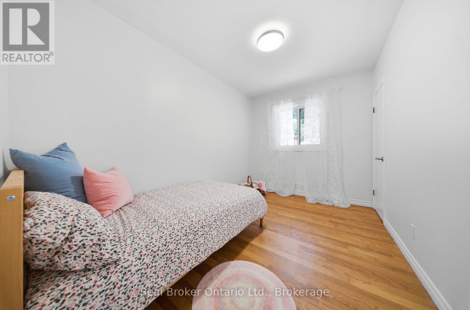 80 JACKSON AVENUE - 16