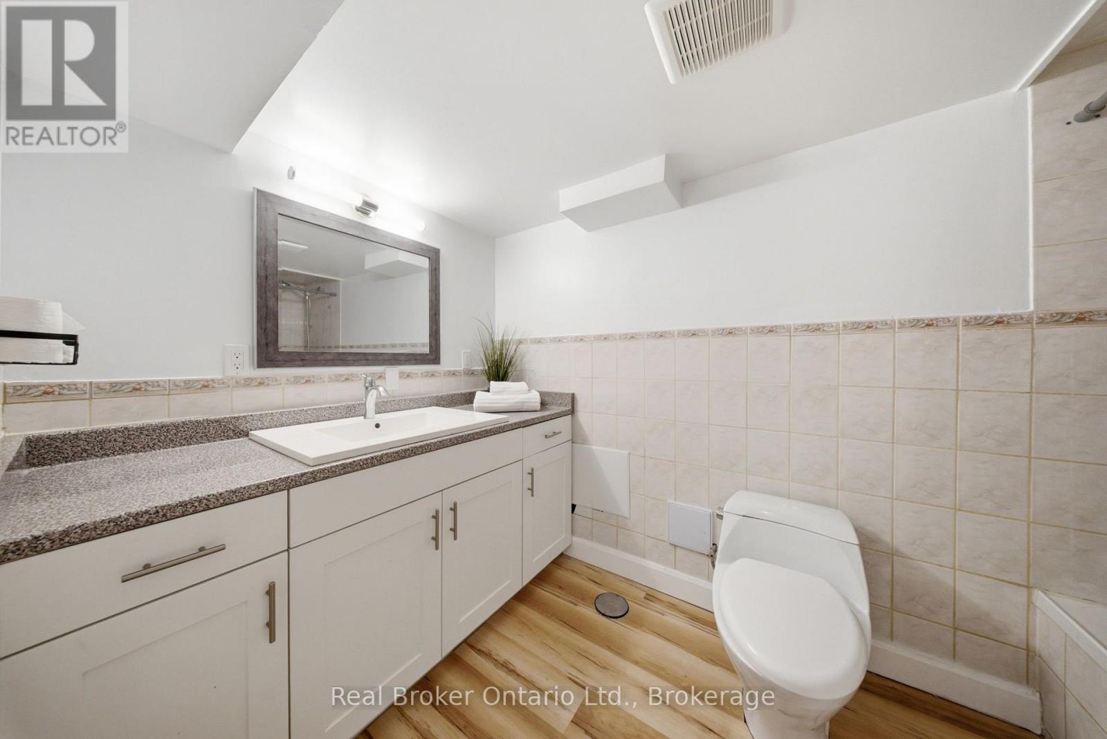 80 JACKSON AVENUE - 29