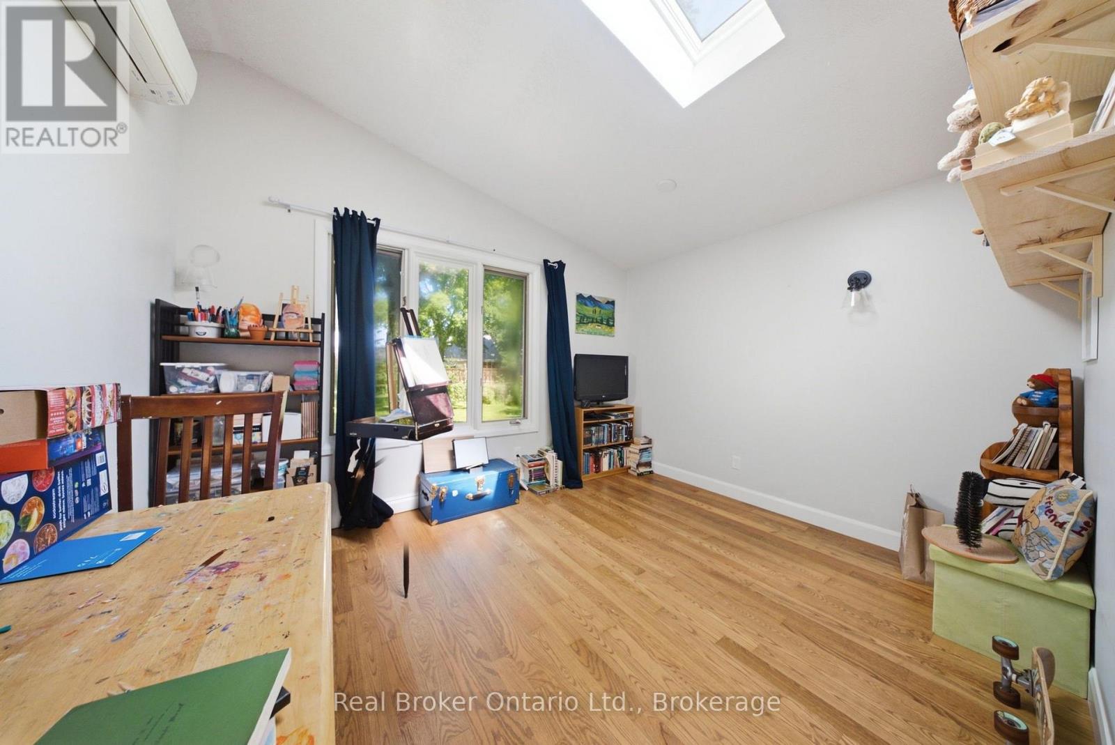 80 JACKSON AVENUE - 38