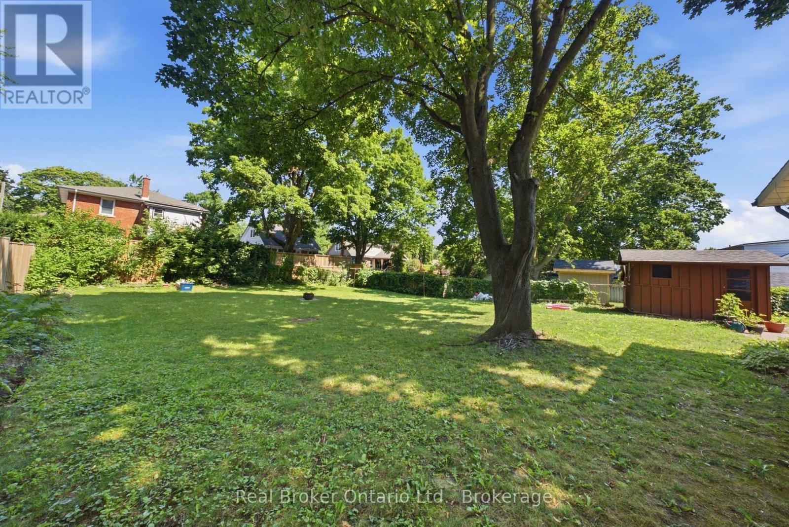 80 JACKSON AVENUE - 42