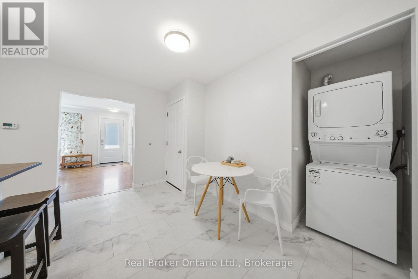 80 JACKSON AVENUE - 6