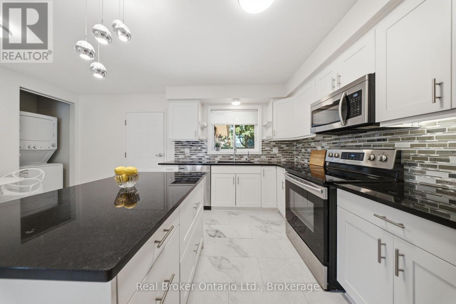 80 JACKSON AVENUE - 9