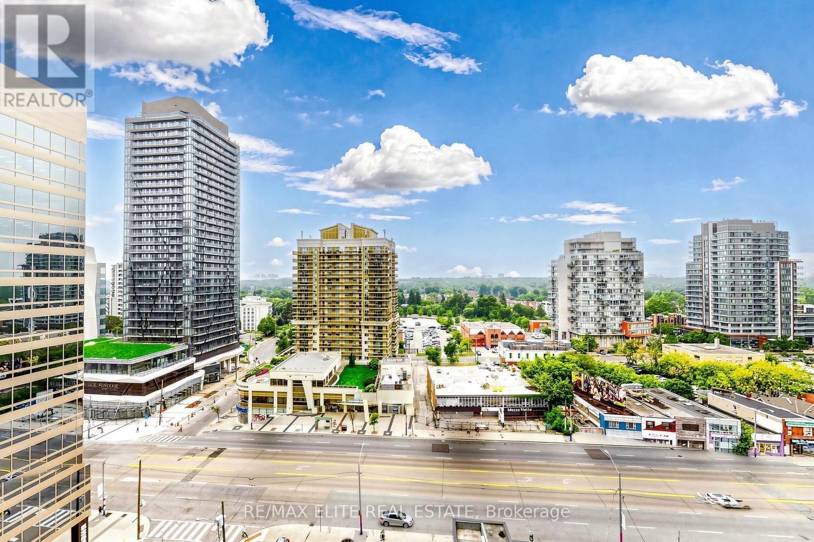#1309 26 NORTON AVENUE - 23