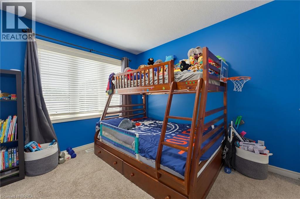 63A CLENCH Avenue - 23