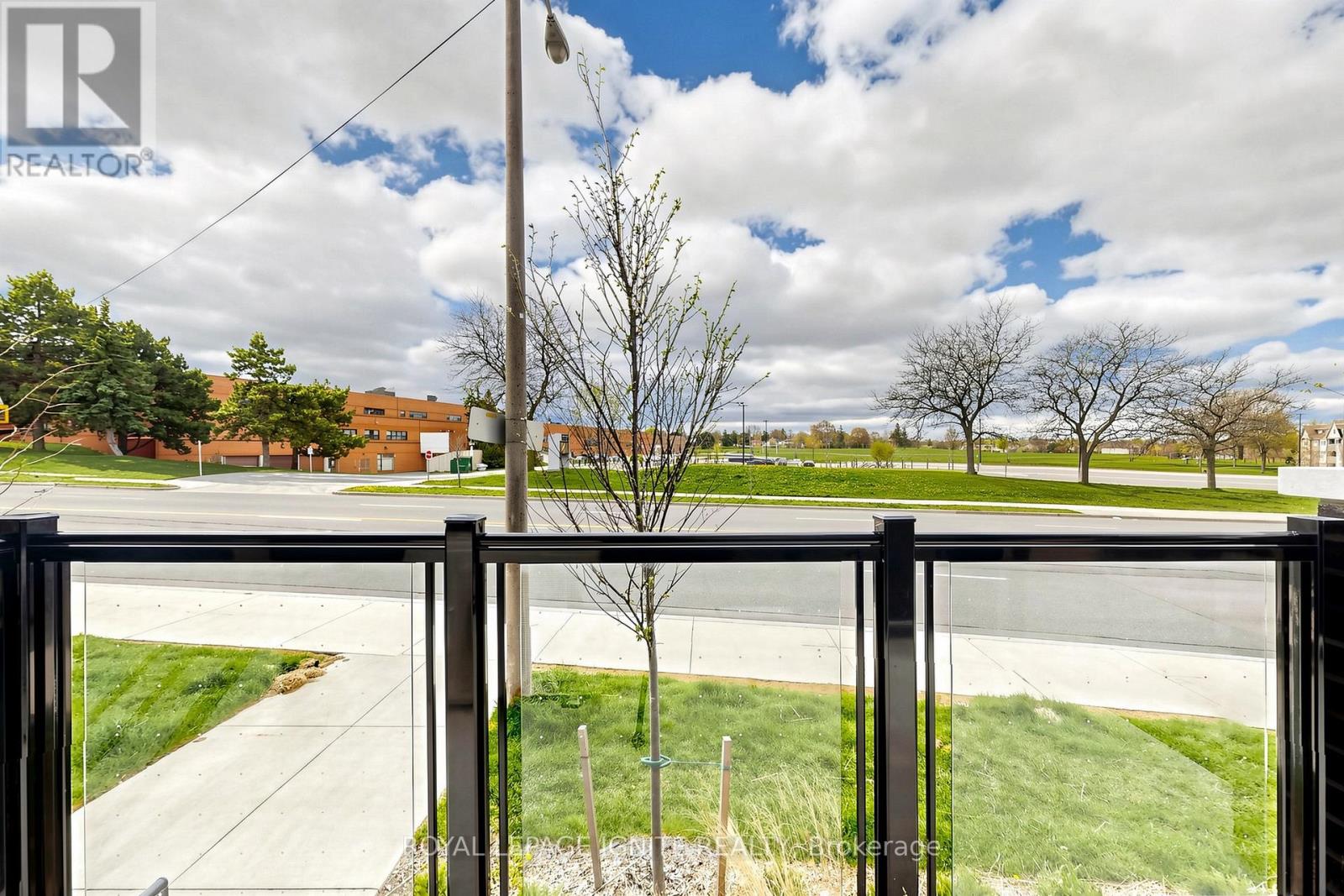 #22 155 TAPSCOTT ROAD - 34