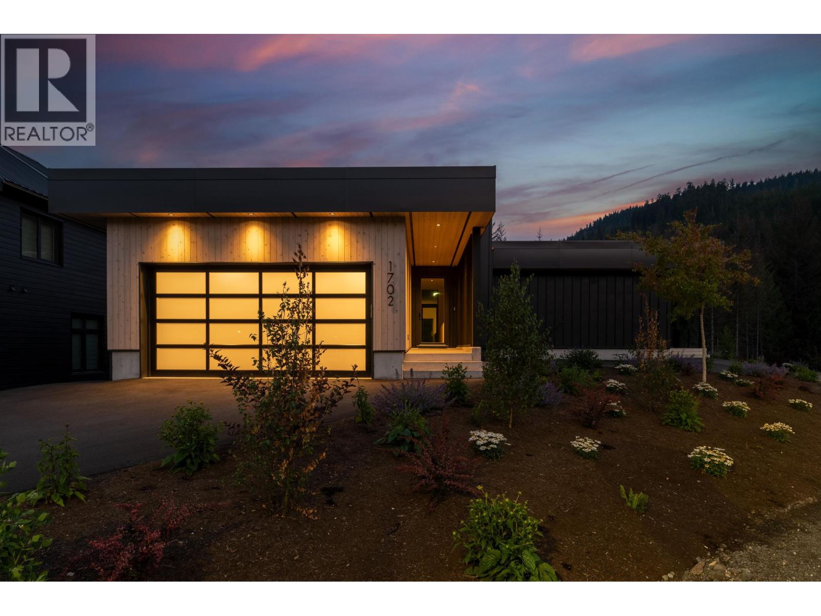 1702 RIVER RUN PLACE