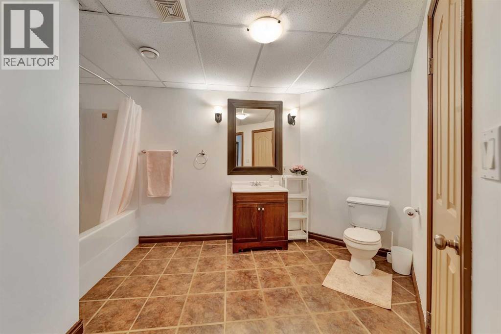 6105 24 Street - Image 24