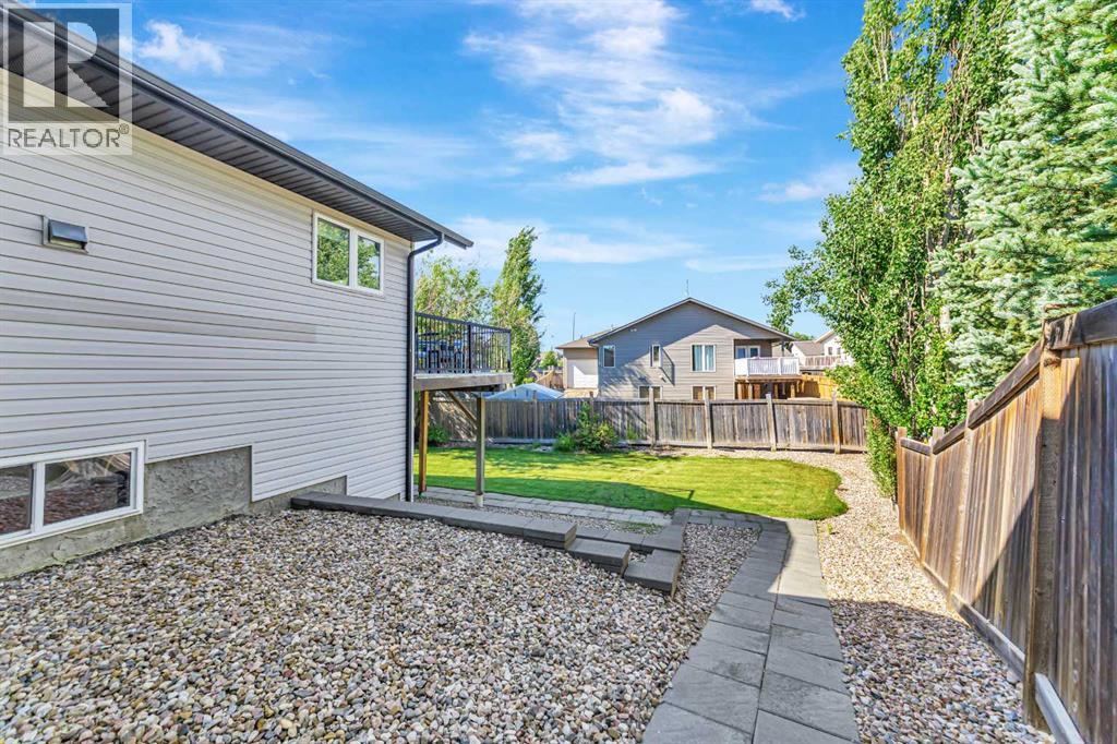 6105 24 Street - 29