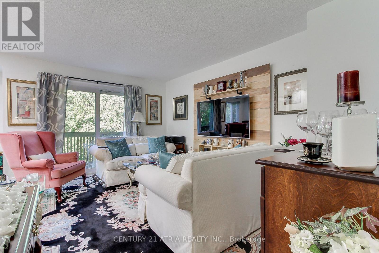 27 ANDERSON PLACE - 13