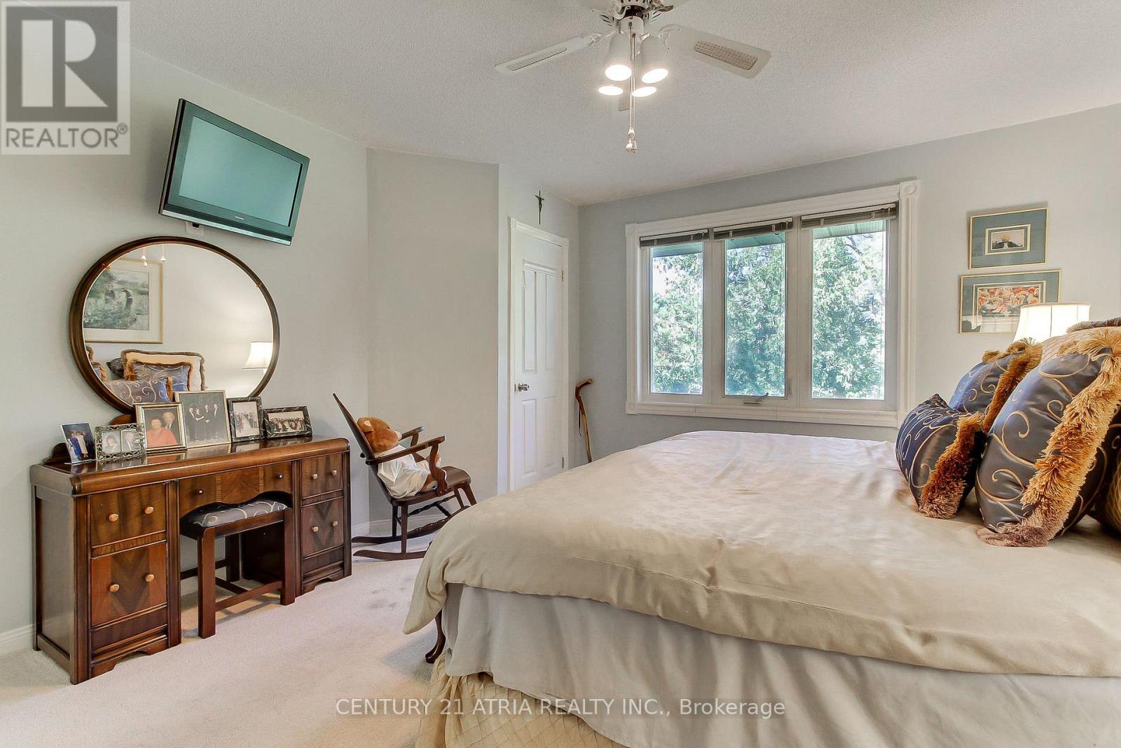 27 ANDERSON PLACE - 21