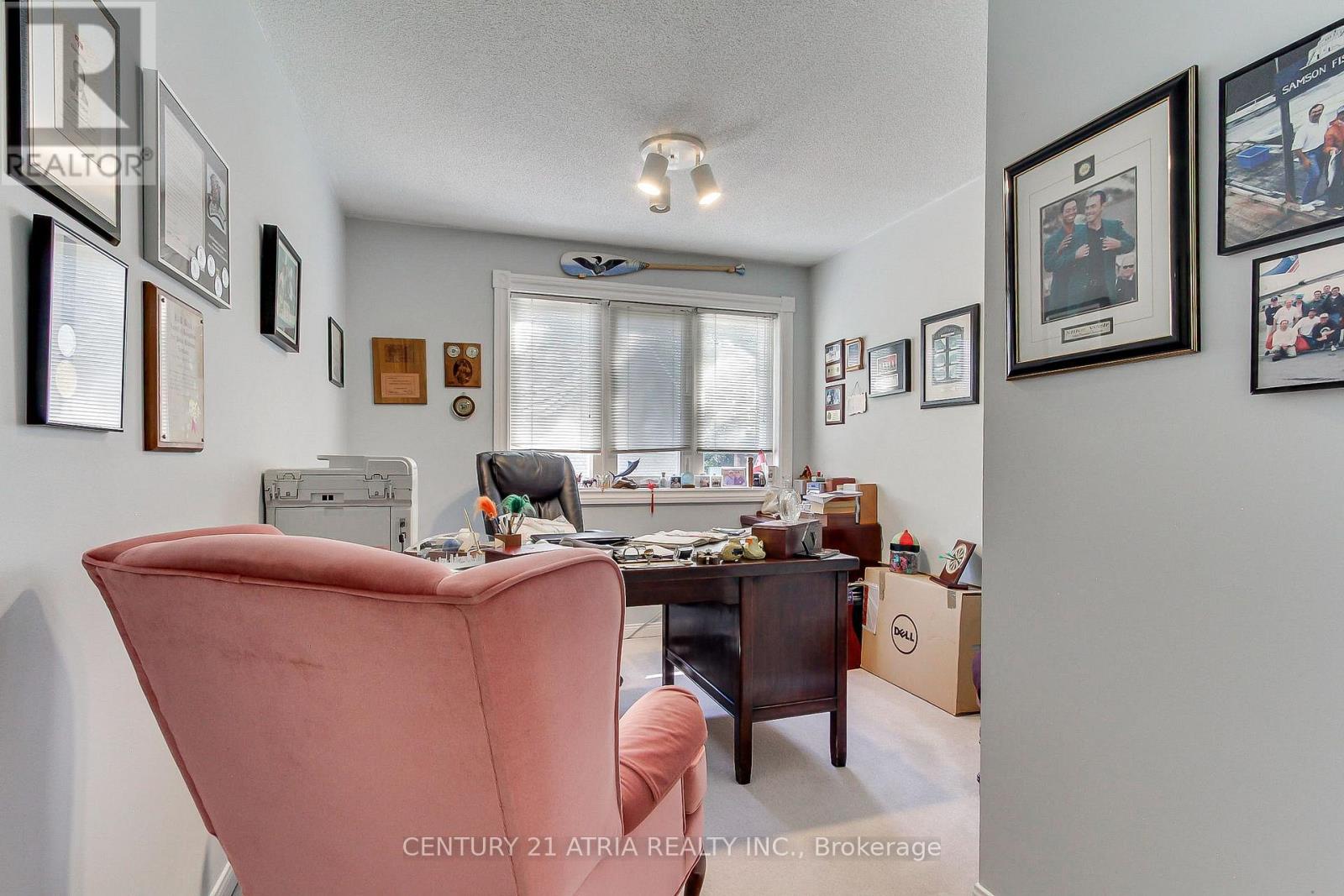 27 ANDERSON PLACE - 27