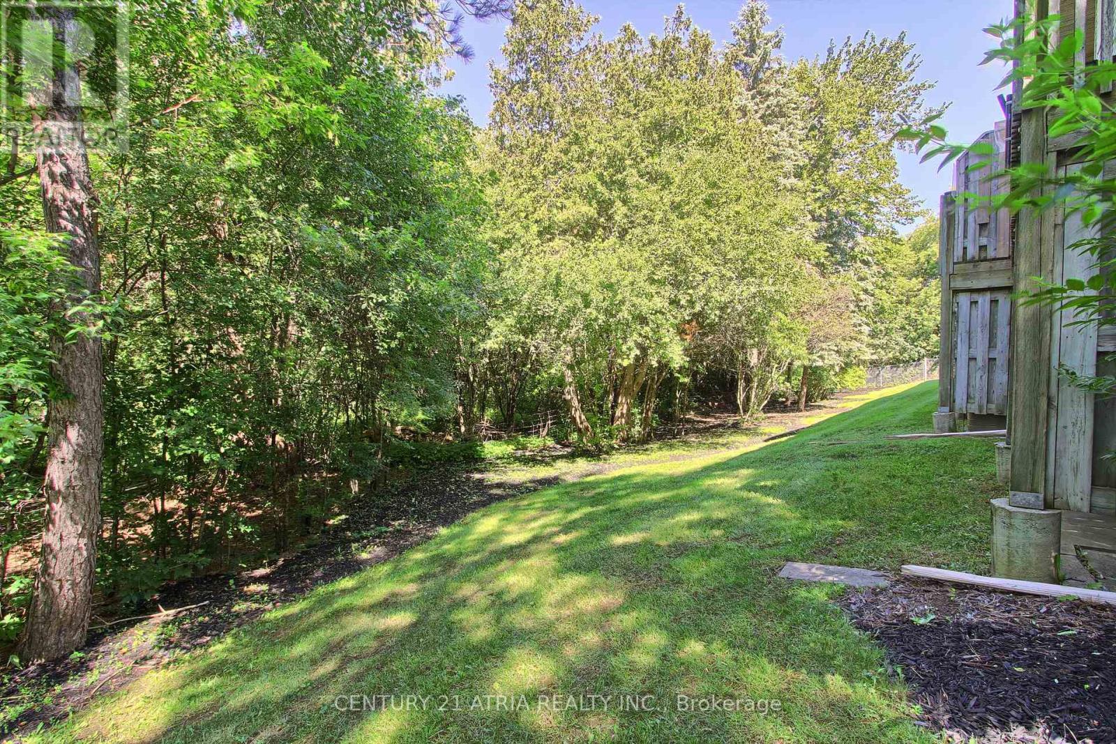 27 ANDERSON PLACE - 36