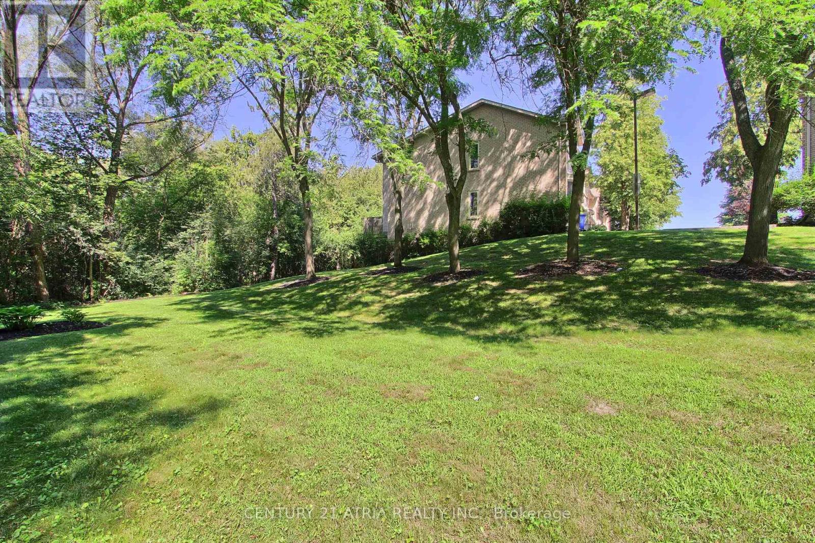 27 ANDERSON PLACE - 39