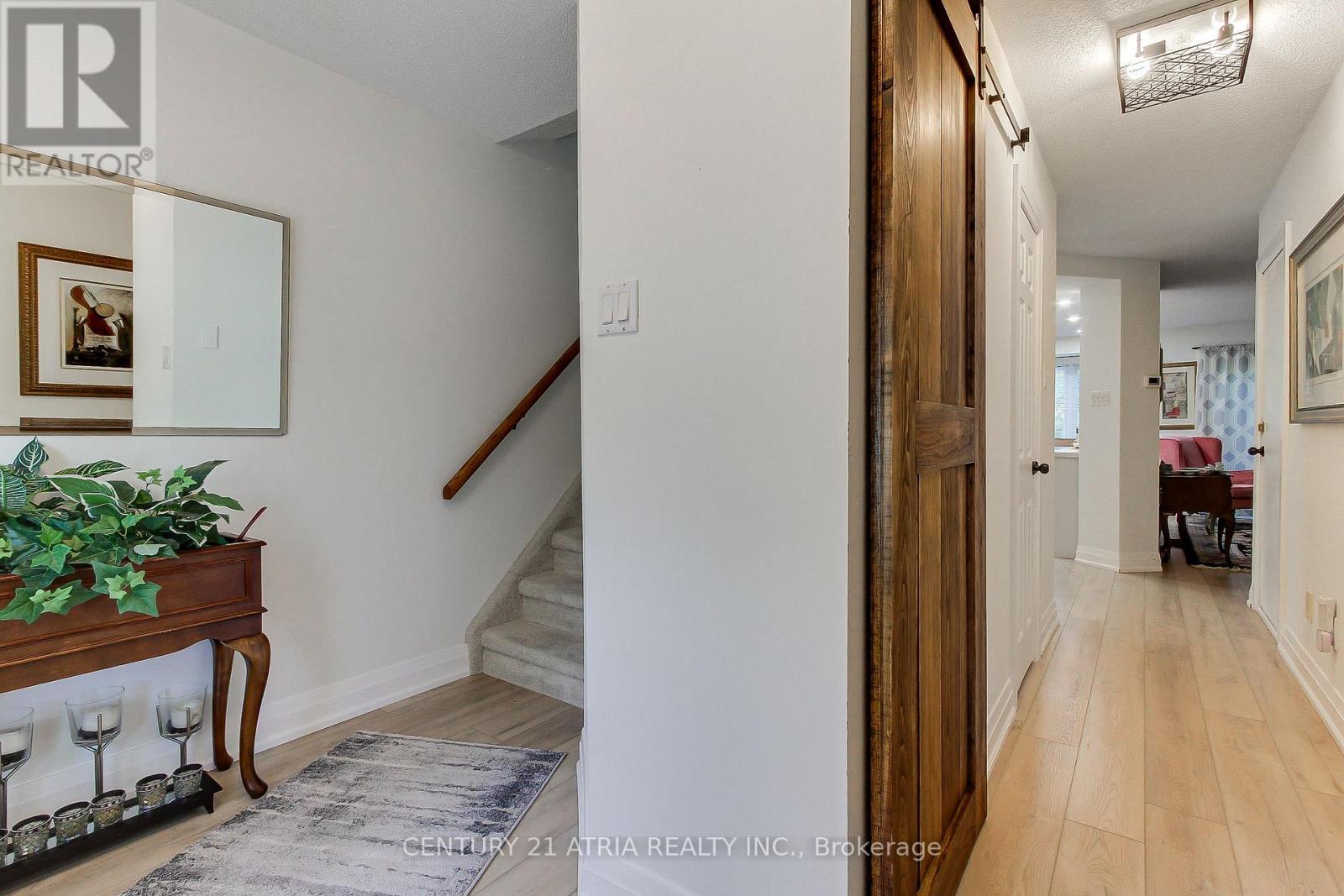 27 ANDERSON PLACE - 5