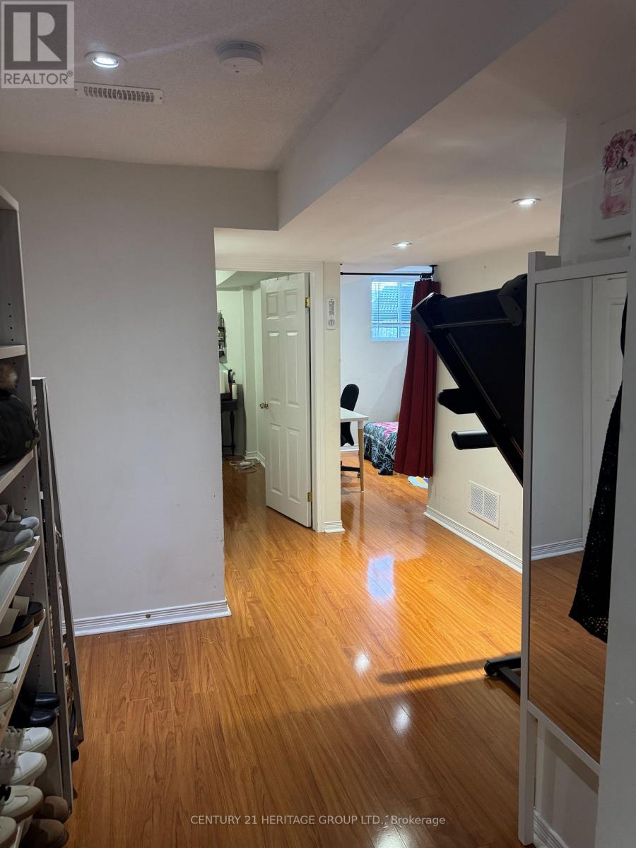 5781 SIDMOUTH STREET - 24
