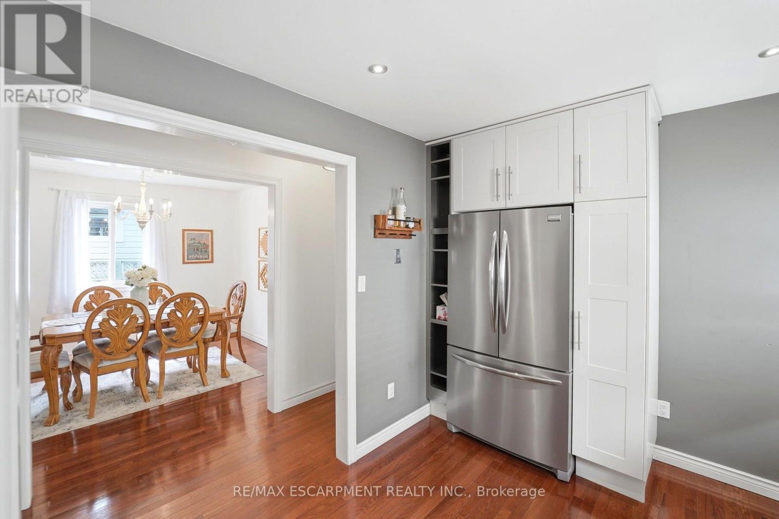 44 MARION STREET - 10
