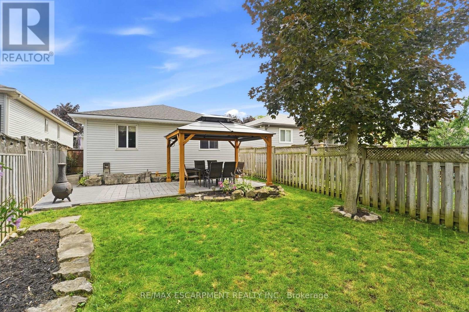 44 MARION STREET - 26