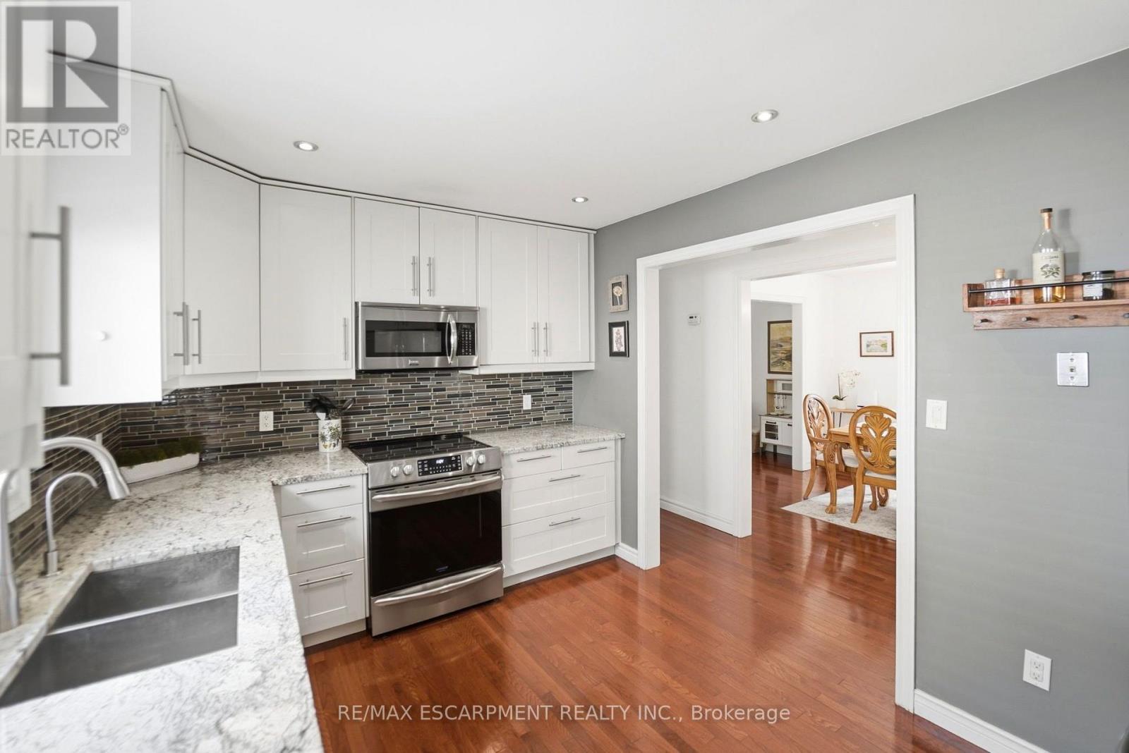44 MARION STREET - 8
