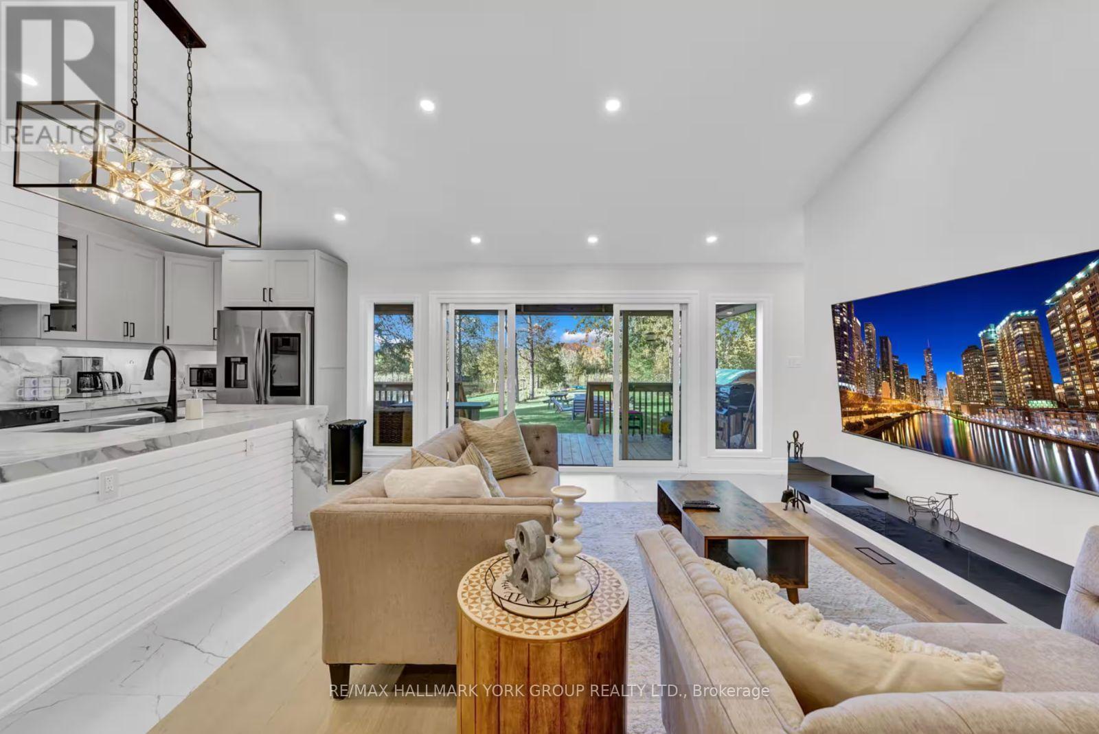 25 DRIFTWOOD SHORES - 1
