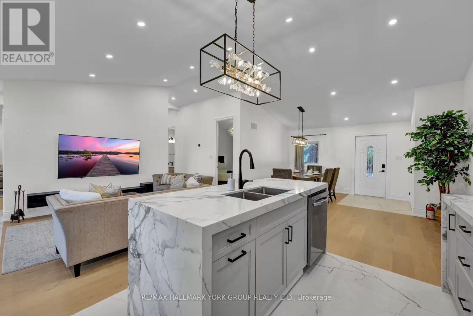25 DRIFTWOOD SHORES - 9