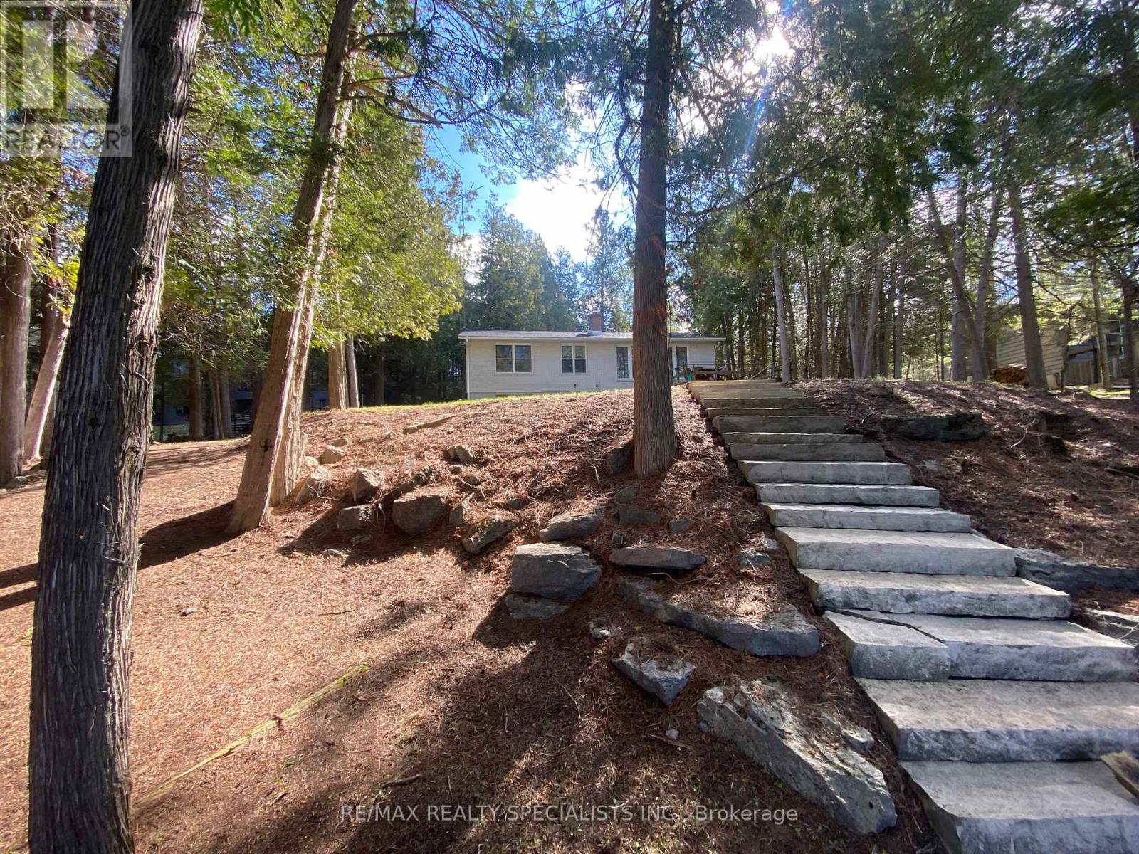 384 INDIAN POINT ROAD - 33
