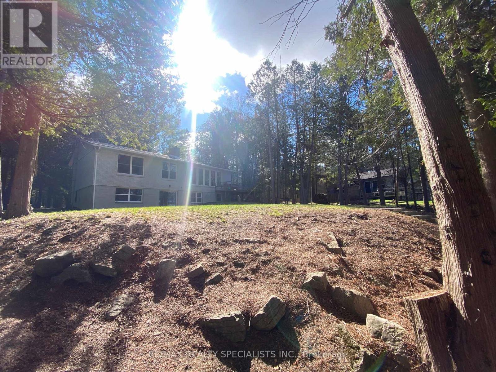 384 INDIAN POINT ROAD - 35