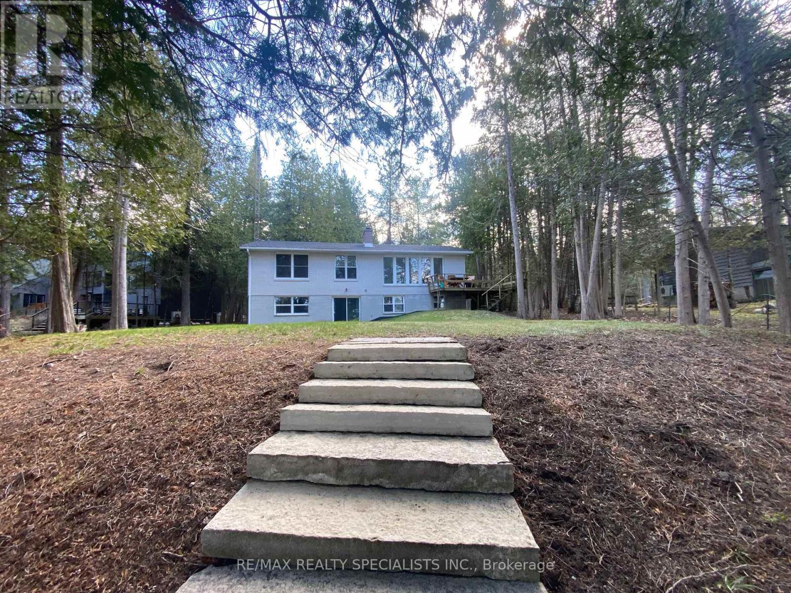 384 INDIAN POINT ROAD - 36