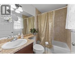20445 Thorne Avenue, Maple Ridge, BC V2X8V1 Photo 26