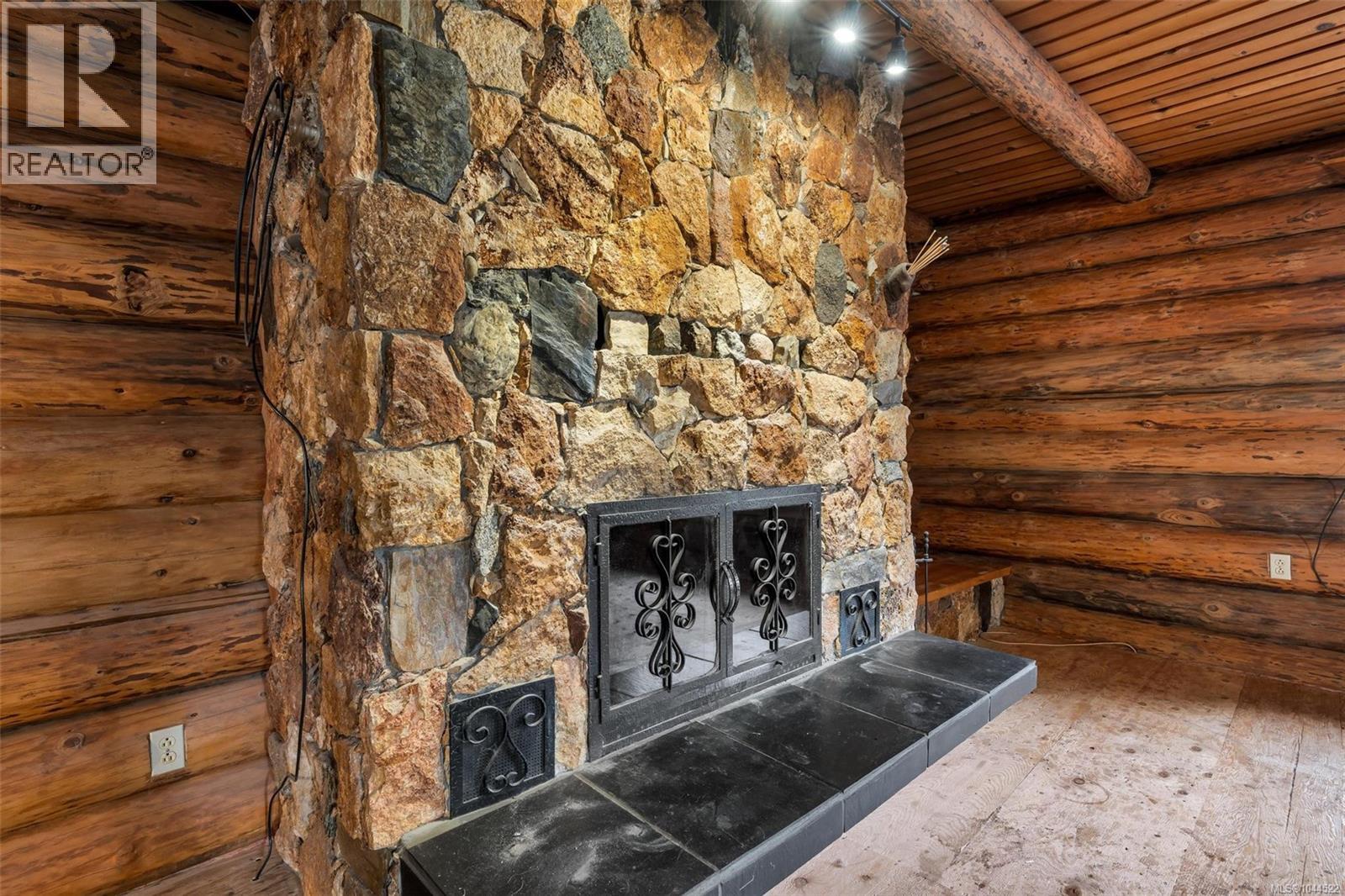 7248 Indian Rd - 13