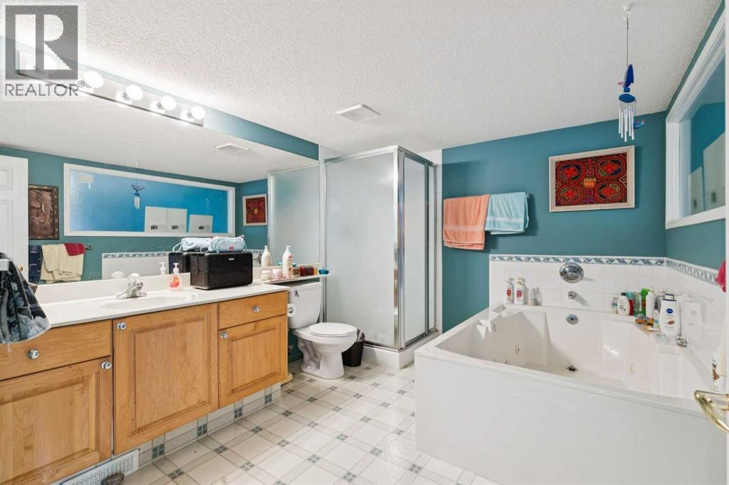 2634 Signal Hill Heights SW - Image 21