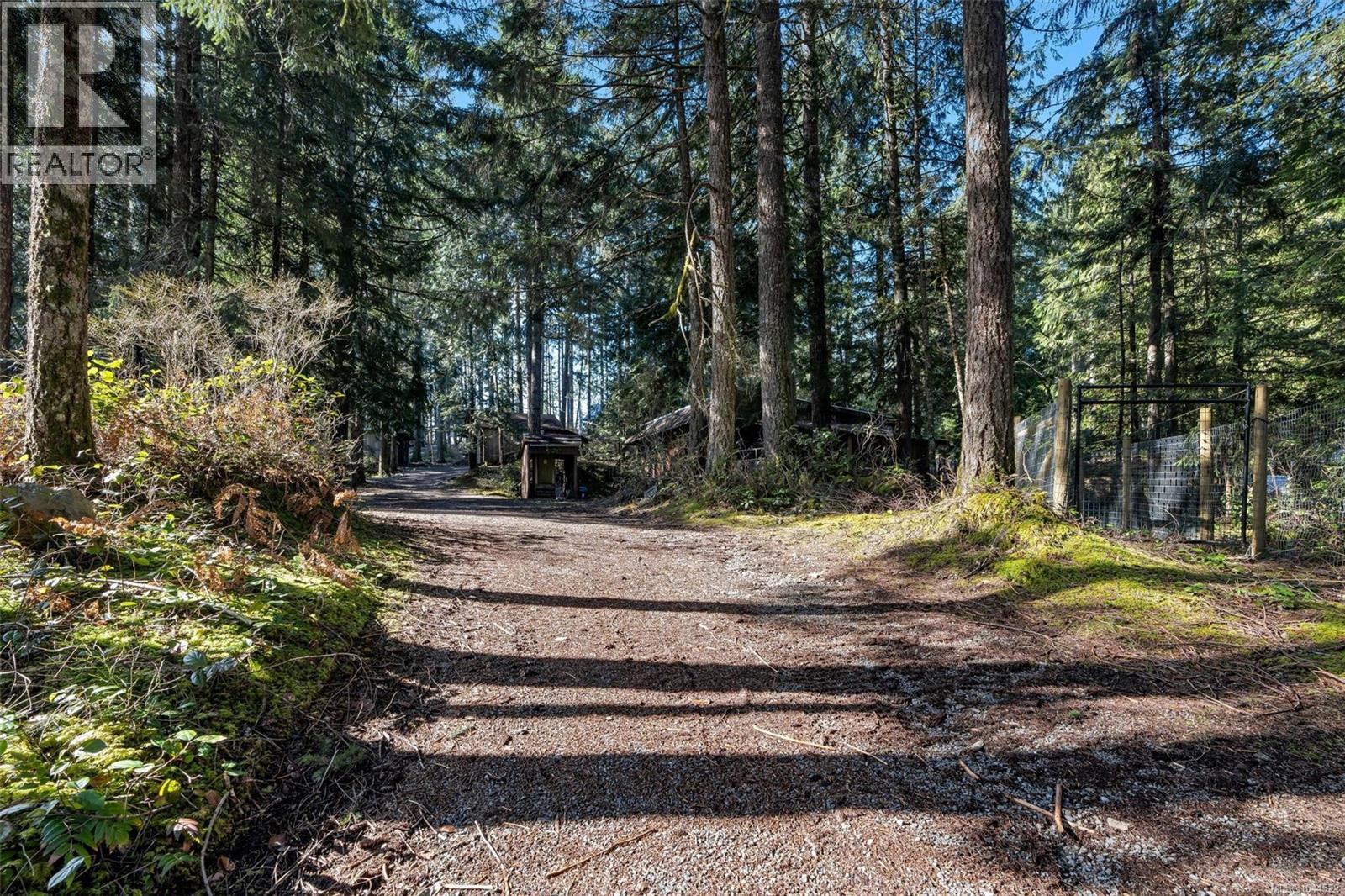7248 Indian Rd - 43