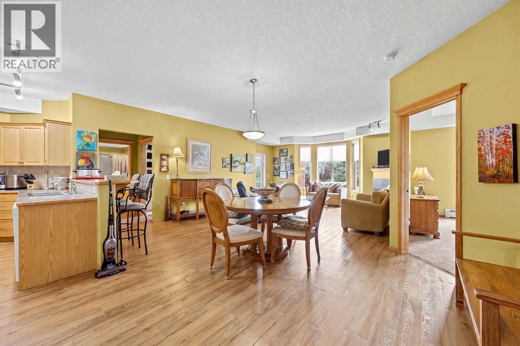 #225 15 Everstone Drive SW - 5