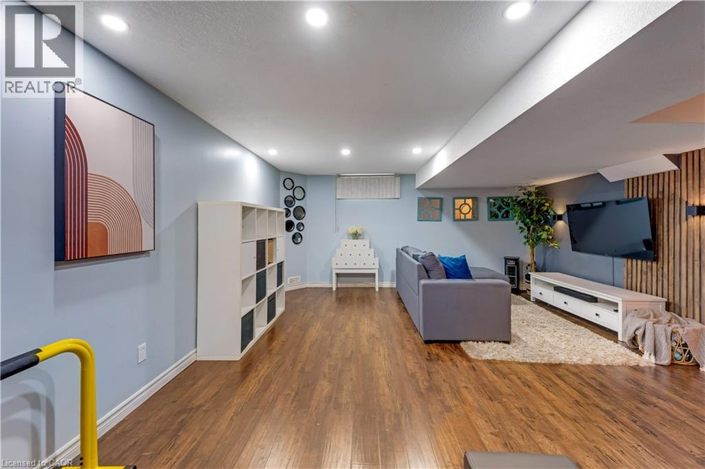 925 COPPER LEAF Crescent - 38