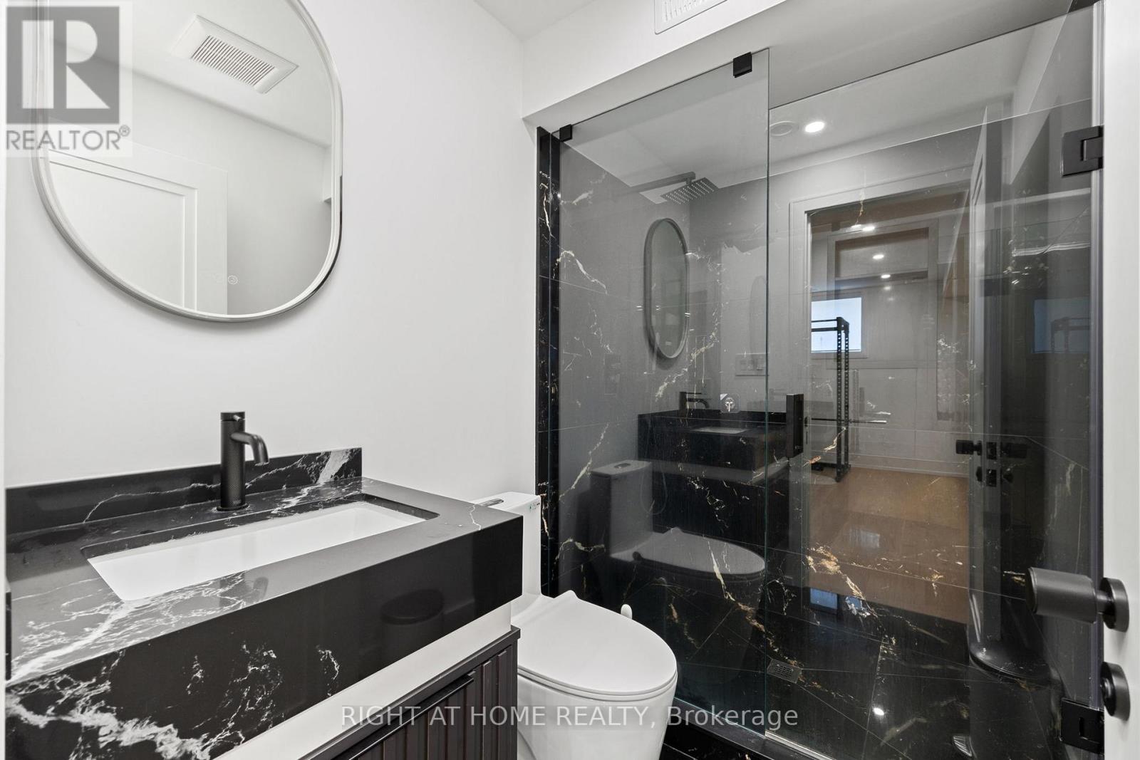 33 THORNDALE AVENUE - Image 44