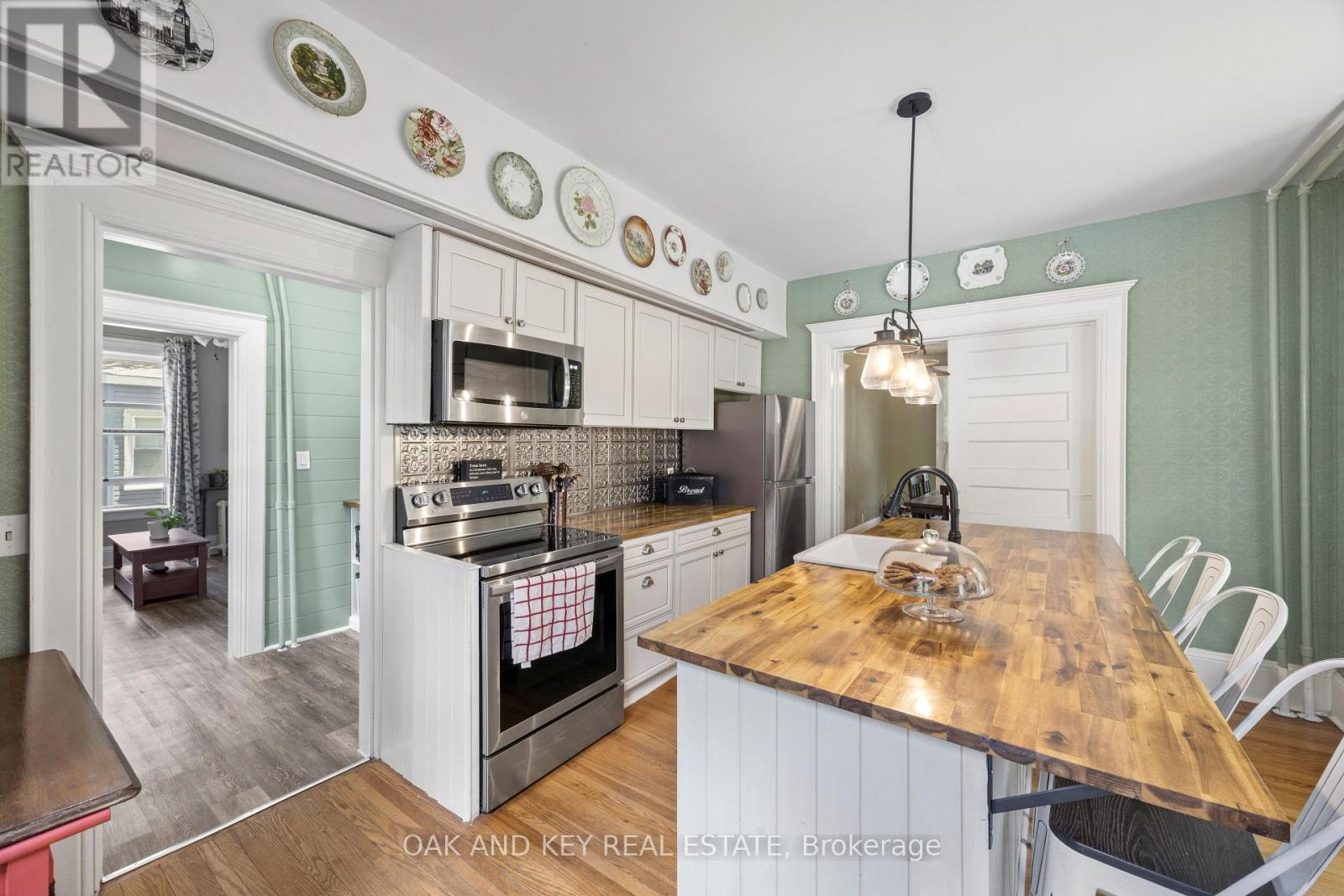 183 SHACKLETON STREET - 16