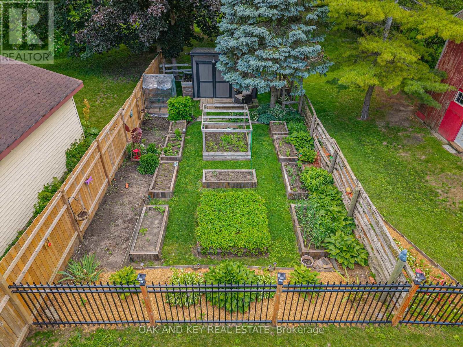 183 SHACKLETON STREET - Image 48