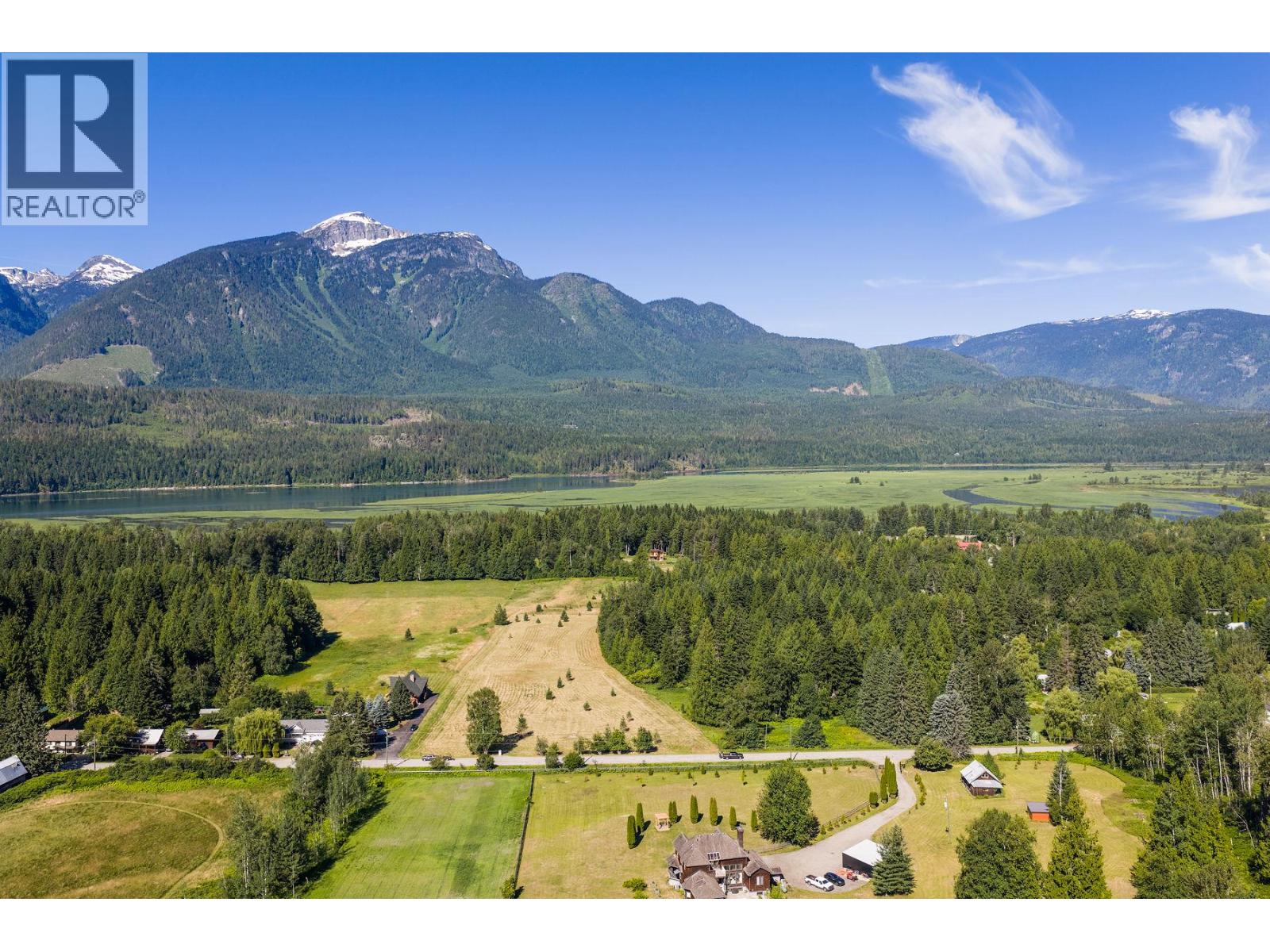  3309 Catherwood Road, Revelstoke