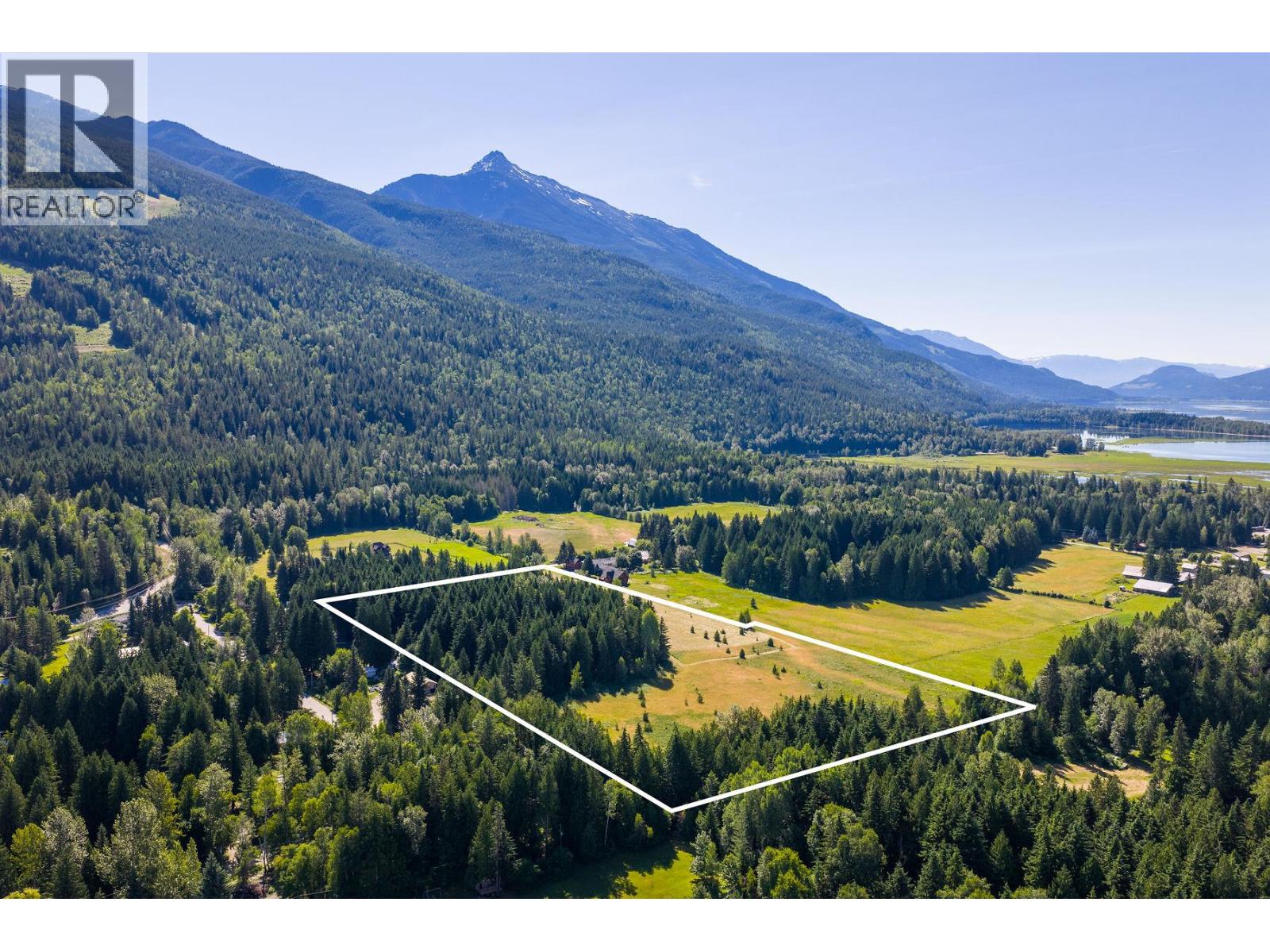  3309 Catherwood Road, Revelstoke