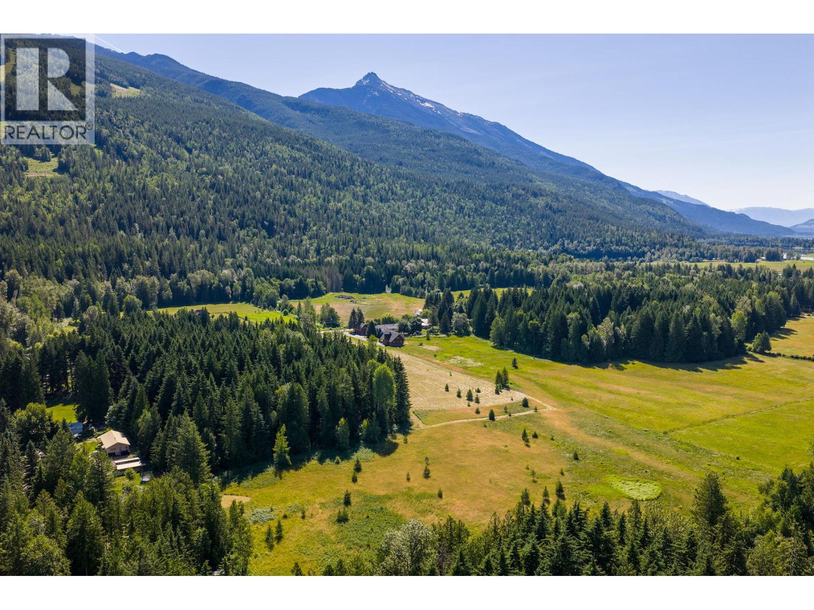  3309 Catherwood Road, Revelstoke