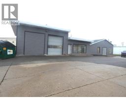 5001 2 Highway, Pouce Coupe, BC V0C2C0 Photo 18