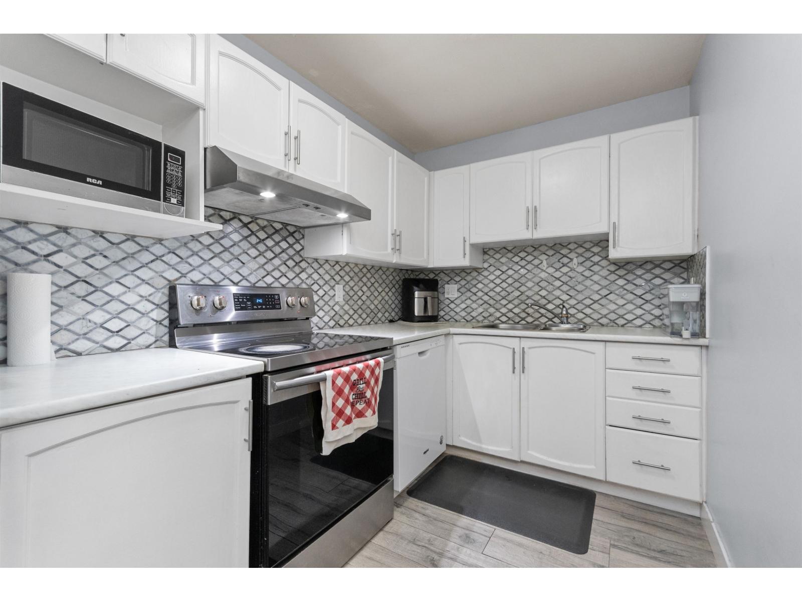 311 2964 TRETHEWEY STREET, Abbotsford