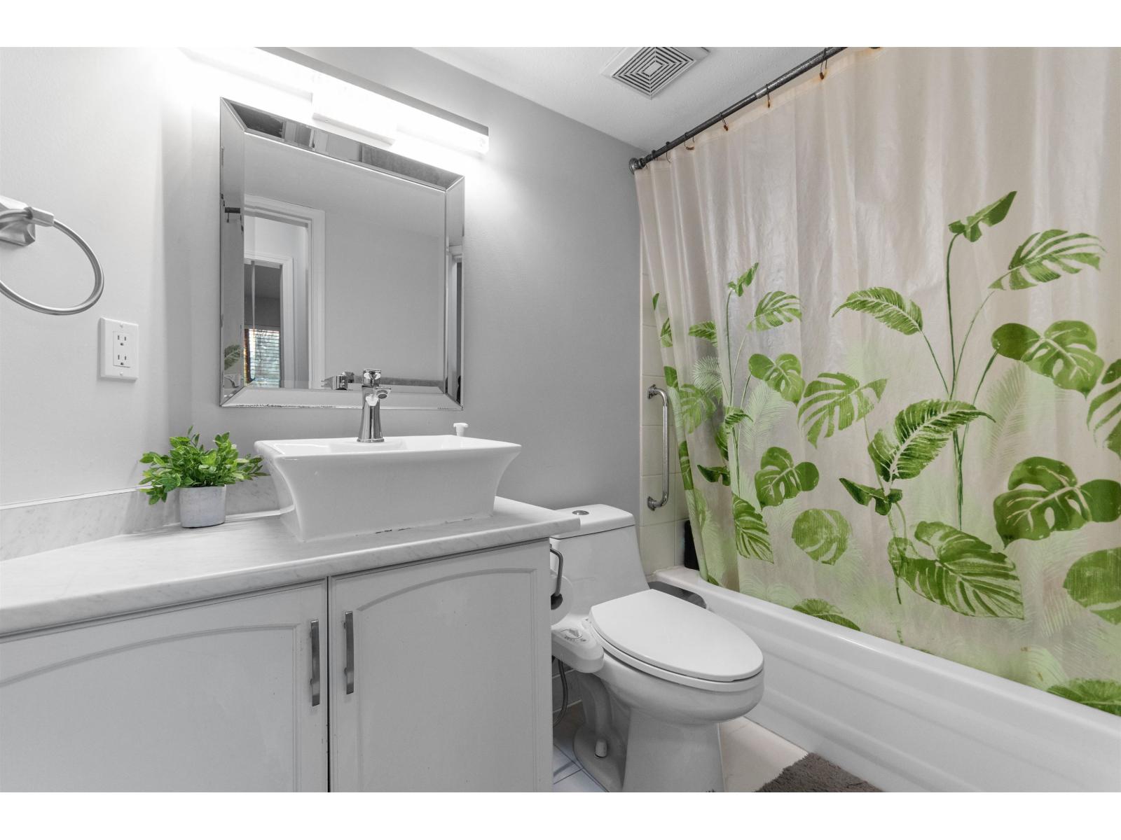 311 2964 TRETHEWEY STREET, Abbotsford