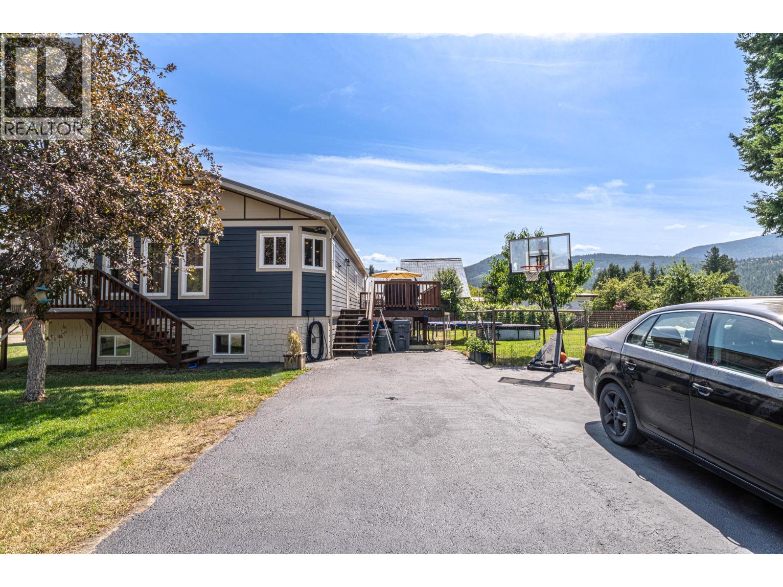 22 Pemberton Road - 9