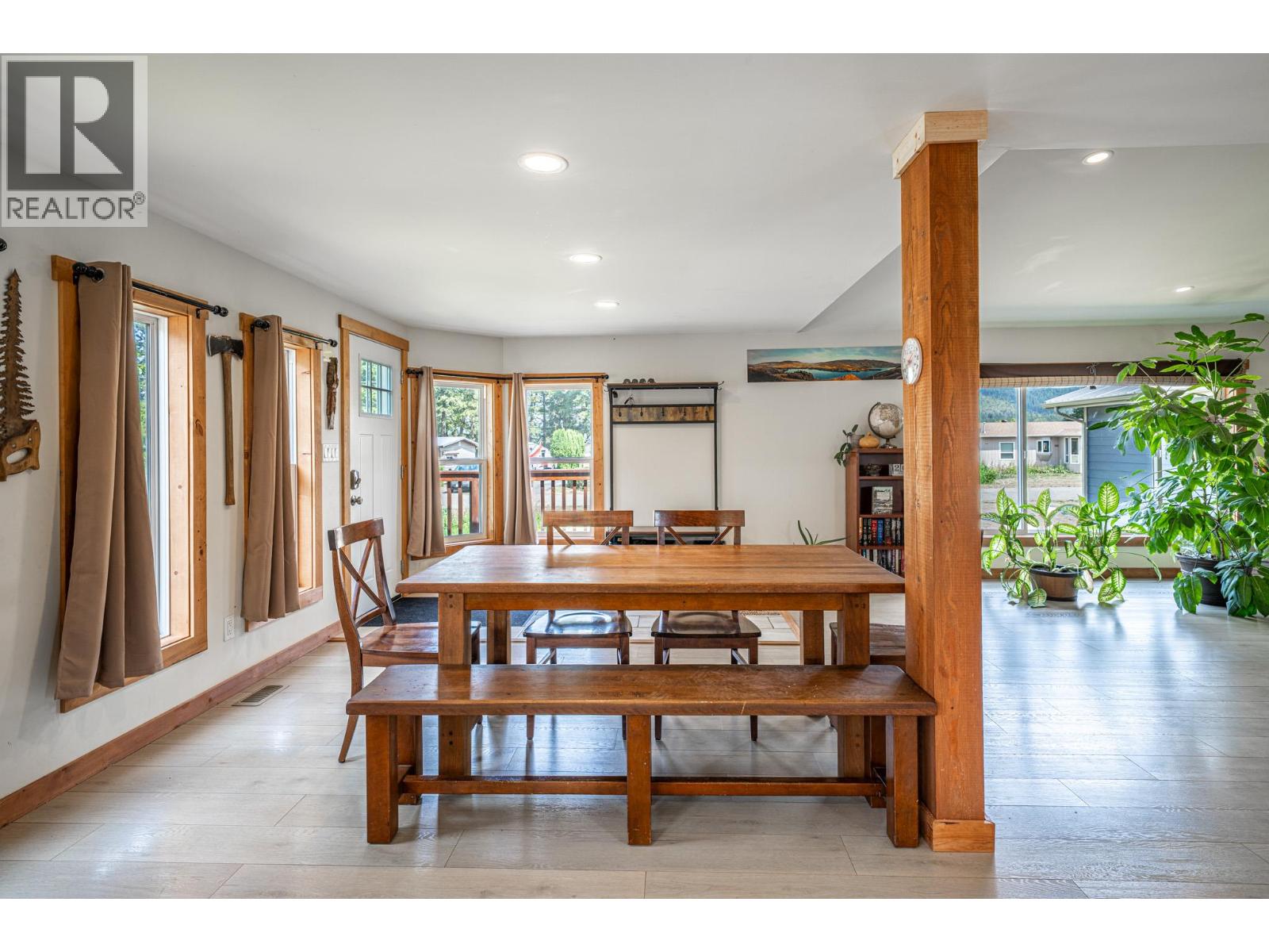 22 Pemberton Road - 39