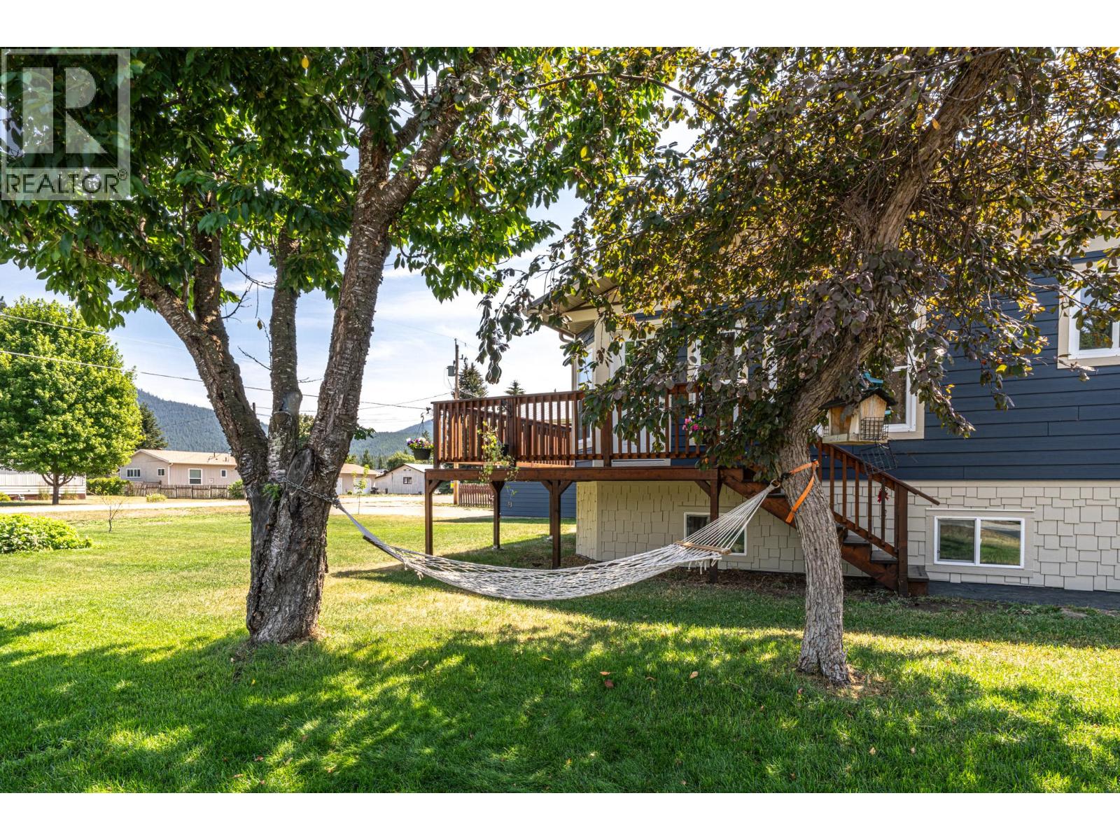 22 Pemberton Road - 10