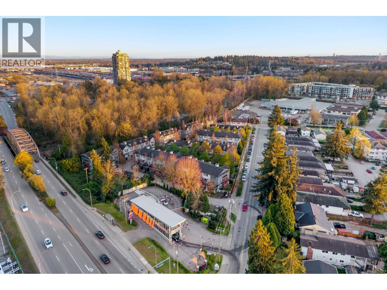 25 2495 DAVIES AVENUE, Port Coquitlam